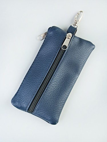 YA Ключница 2 кармана на молнии M-006