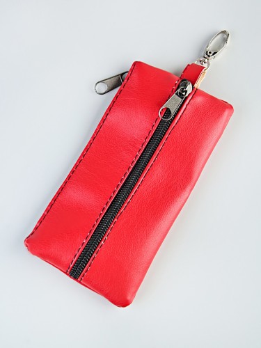 YA Ключница 2 кармана на молнии M-006