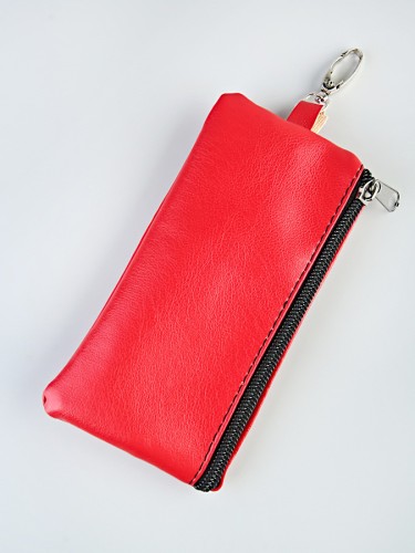 YA Ключница 2 кармана на молнии M-006